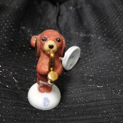 三匹のオーケストラドッグスの画像