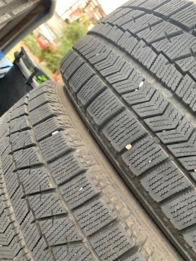 車のパーツ タイヤ、ホイール