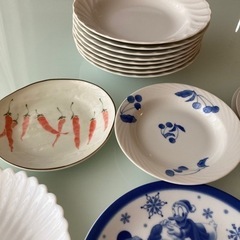 かわいいお皿各種②(1枚70円)の画像