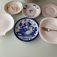 かわいいお皿各種②(1枚70円)の画像