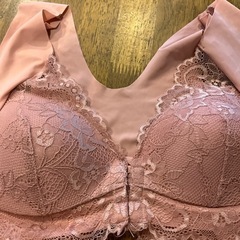 ブラジャーの画像