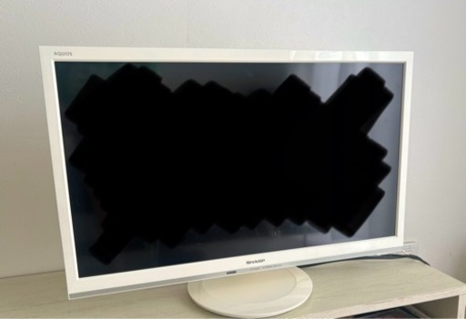 SHARPの24インチテレビ【相談で値下げ検討致します。書い手いなかったら処分予定】