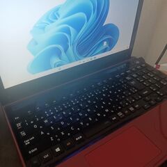 NEC赤　高性能Core i7搭載 高速SSDメモリ大容量8G　...