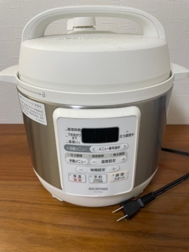 電気圧力鍋　アイリスオーヤマ　2020年製