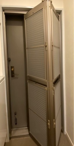 アルミ玄関網戸 ルーバー可動式 鍵付き