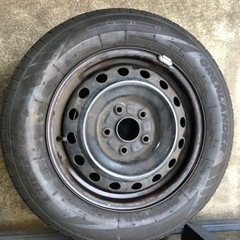 車のパーツ タイヤ、ホイール