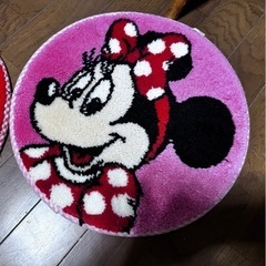 ミッキーマウス ミニーマウス ペア 円形マット 当時物 貴重 ヴィンテージインテリア マット レア レトロ
の画像