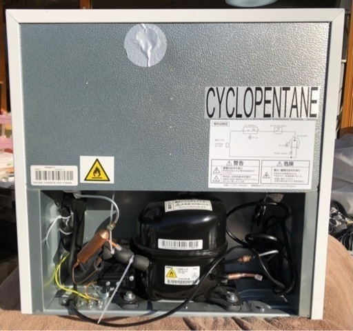 (ジ50)SALE‼️¥5,500(税込) comfee ノンフロン冷蔵庫 RCD45WH/E 2022年製