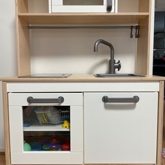 中古IKEA ままごとキッチン(食品食器おもちゃ付き)