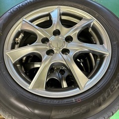 車のパーツ タイヤ、ホイールの画像