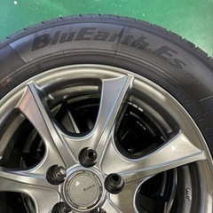 車のパーツ タイヤ、ホイールの画像