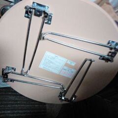 ニトリ　折りたたみ円形座卓　直径60cmの画像