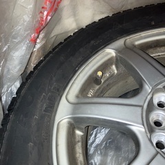 スタッドレスタイヤ4本セット　195/65/R15の画像