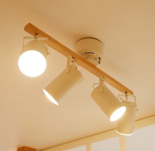 LOWYA スポットライト スチール 天然木使用 リモコン付き