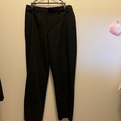 ユニクロストレートパンツ３点セットの画像