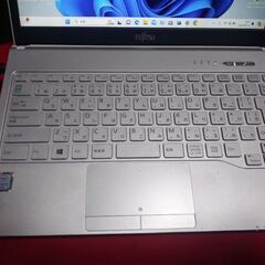 爆速、美品。Windows11 Office2021 Lifebook SH75/W FMVS75/W SSD256GB