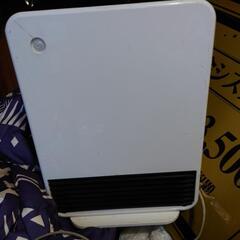 家電 季節、空調家電 ファンヒーターの画像