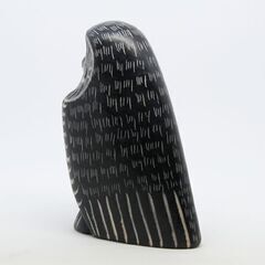 彫刻 ふくろう ケニヤ製 石彫刻 高さ9cm 276g 鳥 梟 フクロウ みみずく ミミズク 札幌市 清田区 平岡の画像