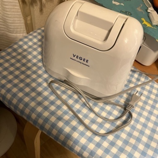 日立スチームアイロン・アイロン台セット