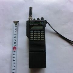 ✿YAESU, ハンディーアマチュア無線機　FT-728,　2バ...