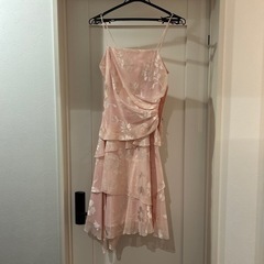服/ファッション ワンピース　パーティードレス　エメ