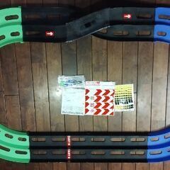 再値下げしました【ミニ四駆】 オーバルホームサーキット 立体レーンチェンジタイプの画像