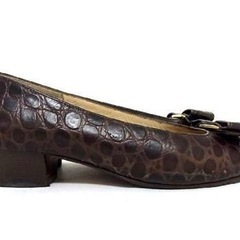 Salvatore Ferragamo パンプスの画像