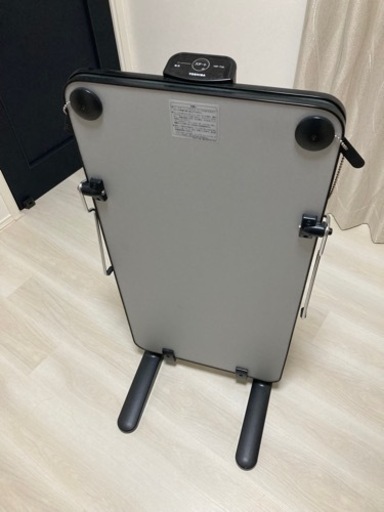 ズボンプレッサー TOSHIBA HIP-T36