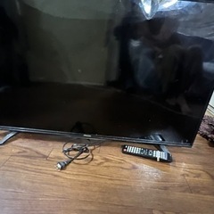 ハイセンスの43インチテレビ（画面割れ）