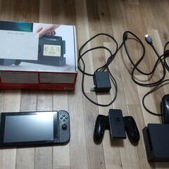 Nintendo Switch本体＋Proコンお売りします。の画像