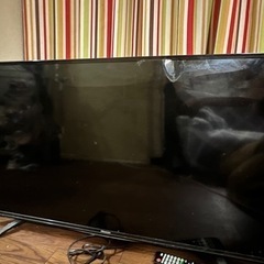ハイセンスの43インチテレビ（画面割れ）の画像