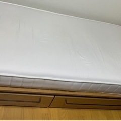 無印シングルベット　マット付きの画像