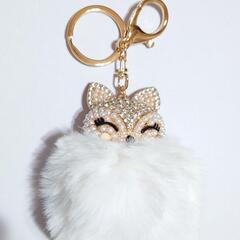 フォックスファー付きキーホルダー　新品