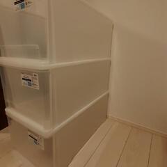 ニトリ プラスチック 収納ケース 残り2つの画像