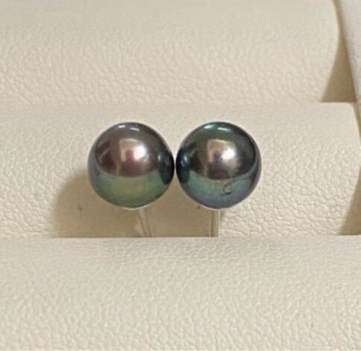 黒蝶本真珠　照り抜群　パールピアス　アレルギー対応　シルバーs925 7.5mm
