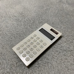 ミニ電卓アイボリー　手のひらサイズ