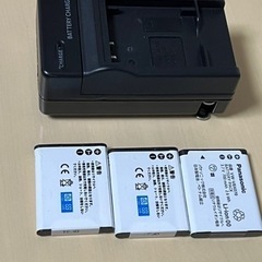 ムービーカメラ　バッテリーの画像