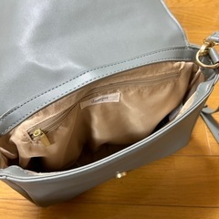 ショルダーバッグの画像