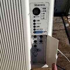もりた窓用エアコン。わくあり、リモコンあり2,008年