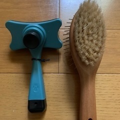 【今週400円】【新品購入試し使い程度】「ペットブラシセット🐶🐱」の画像