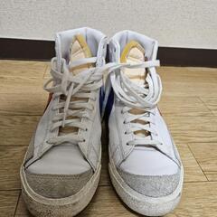 NIKE BLAZER MID 77 VINTAGE