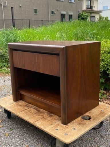 ビンテージ LANE社製 チェスト 台 インテリア アメリカンビンテージ ヴィンテージ家具 レーン ミッドセンチュリー です。