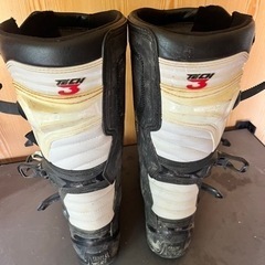 オフロード　ブーツの画像