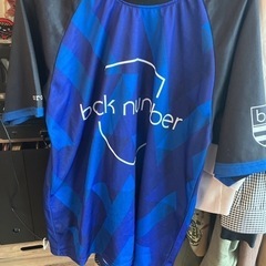 back number サッカーTシャツLサイズ（使用感あり）  