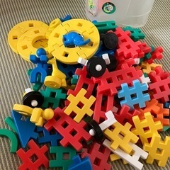 おもちゃ 玩具　ブロック