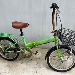 自転車 折りたたみ自転車の画像