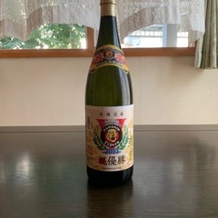 2003 年　阪神タイガース優勝記念ボトル1800ml　43度　...