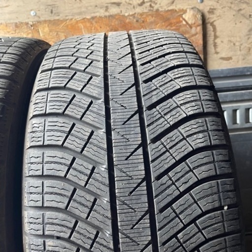 バリ山　Michelin Alpin 315/35R20 275/40R20 スタッドレス　タイヤ　2017年〜2018年製　20イン