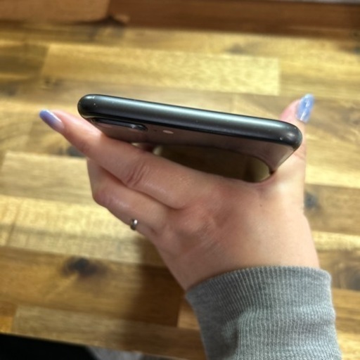 iPhone8プラス本体