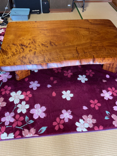 一枚板のテーブル　売ります　②